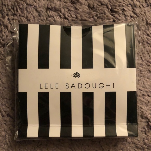 NWT! Lele Sadoughi Banded Hoop Earring - Picture 3 of 7